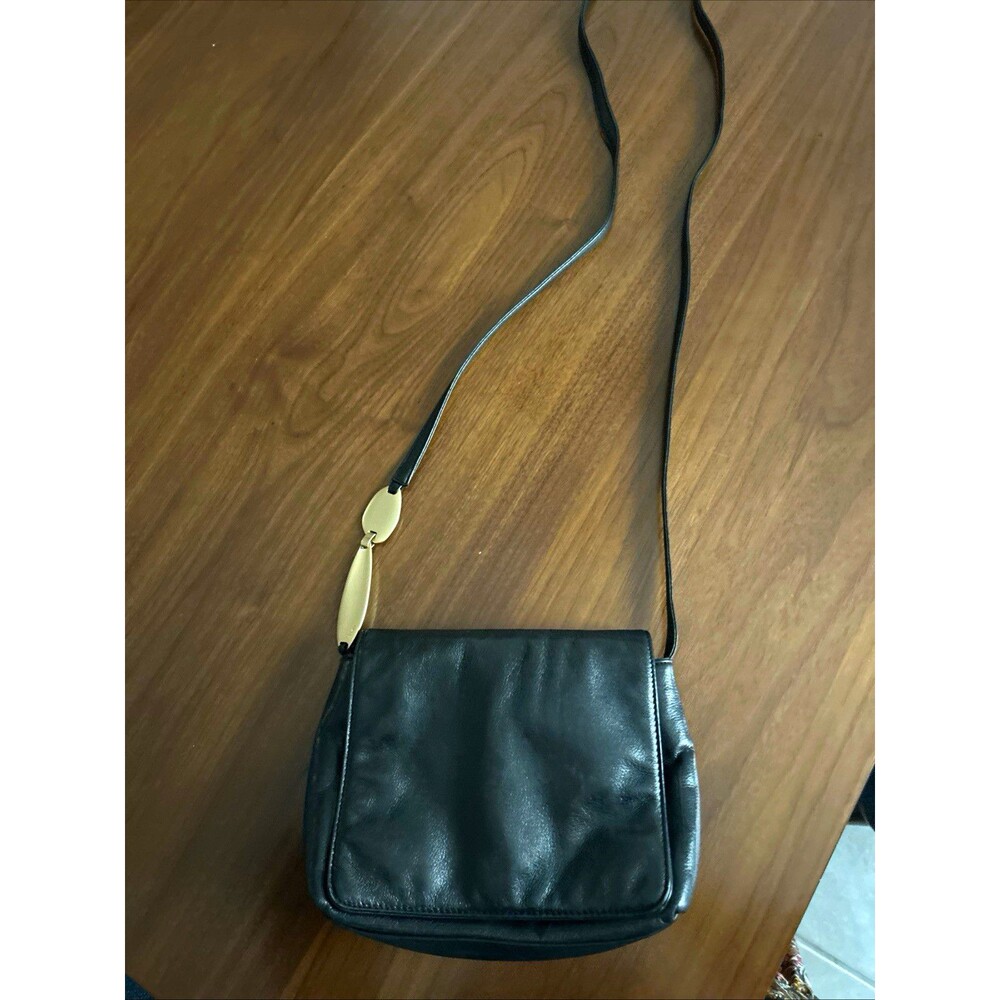 DKNY Black Small Crossbody Shoulder Bag Magnetic Snap Zip Inner Pockets Logo
